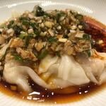 創作麺工房 鳴龍 - 「海老ワンタン（スパイシーガーリックソース）」450円