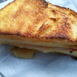 メゾン ムラタ - フロマージュベーコン  140円
      