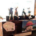 ラフ&タフ コーヒースタンド - 愉快な仲間たち１