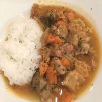 ボン・ヴィヴァン - 松阪牛胃袋の白ワイン煮込み。リゾットみたいで食べやすい