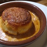 ビストロラドレ - 帆立と白身魚のスフレ　アメリケーヌソース、アメリケーヌソースが重たくなく美味しく軽いスフレといい相性