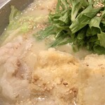 Wagyuu Motsunabe Dokoro Nabemitsu - もつ鍋　白味噌味