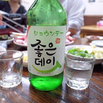 韓国家庭料理 漢陽 - 韓国焼酎 ジョウンデー（たぶん ボトル 1,000円）