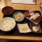 TOKYOのへそ - チキン南蛮定食