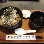 旨辛つけ蕎麦 満まる - 豚つけ蕎麦（小盛）