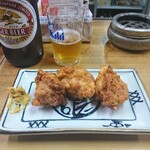 伊勢屋酒店 - 鳥の唐揚げ。