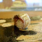 小判寿司 - ［2019/12］鮨おまかせ・藍(6600円)・寿司⑧ 金華湾産さばの棒鮨