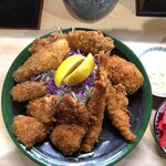 とんかつ春 - 上から盛り合わせのアップ♡