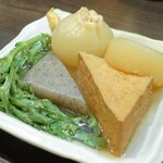 つかふき屋 - 鶏だしおでんの盛り合わせ