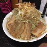 自家製太麺 ドカ盛 マッチョ - 