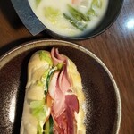 カフェ ブラート ヴルスト - 