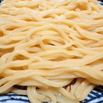 つけ麺 道 - 弾力の強い麺です