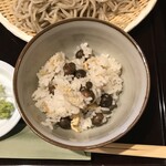 蕎麦処 ゆたか - サービスランチ・せいろ。
            美味し。