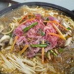 Kawadaryuu Shin Oosaka - プルコギ鍋（韓国風すきやき）やわらかい上質な国産和牛と野菜…そしてプルプルの韓国春雨と一緒に。