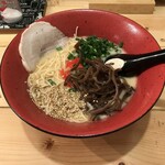 俺の飯 - 豚骨らーめん＋ネギ増し＋キクラゲ増し