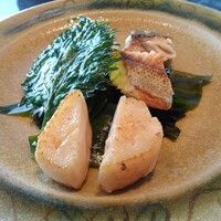 けやき ホテルニューオータニ大阪 - 帆立貝柱と旬の鮮魚の鉄板焼