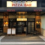 WOLFGANG PUCK PIZZA BAR - 入り口外観