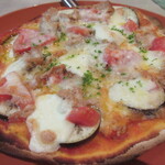 欧風食堂 Felice - なすとトマトとツナのpizza　800円