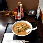 はるな庵 - 王道味噌ラーメン。