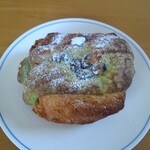 ブーランジュリー ベック - 抹茶大納言ショコラ300円(税抜)