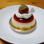 122531859 - プティ・ガトークロンヌ（税込み７７８円）