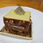 122531894 - 名前を忘れたけれど一番美味しかった（７７８円）