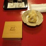 望洋樓 - 夜食：蟹釜飯のおにぎり、マカロン