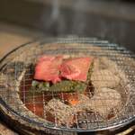 ホルモン・焼肉　8 hachi  - 牛タン昆布締め焼き