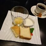 ステーキ・洋食のTANTO屋 - デザートとドリンク　2019.12