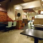 ステーキ・洋食のTANTO屋 - 店内の風景　2019.12