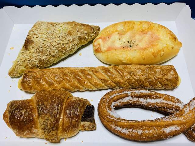 ビッグのパン屋さん 塩釜店 本塩釜 パン 食べログ ビッグのパン屋さん 塩釜店 本塩釜 パン 食べログ