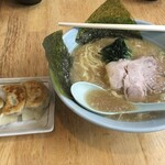 Ramen Shoppu - ラーメンとニンニク餃子