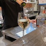 トリワイン ＰＩＫＯＳＨＨＨＵ - 白ワイン