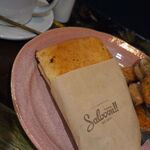 pub&cuisine Salooon!!