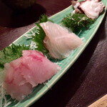 陽菜田 - 「お刺身三点盛り」@980 手前から、ホウボウ、平目、タコ