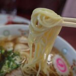 Jiyuran - 中細ストレート麺
