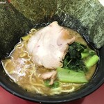 ラーメン 杉田家 - 【再訪問 2019/12 ラーメン(並) +のり「カタメオオメ」(820円)】