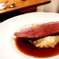 シャンパン食堂 - 20191228マグレ鴨のローストソースペリグー
