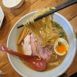 AJI10 - 麺のリフトアップ