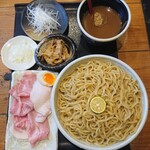 AJI10 - つけ麺チャーシュー(男盛)