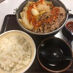 Sukiya - 四川風牛すき鍋定食　830円   ごはん大盛　30円
                肉2倍盛 200円