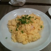 倶楽湾 - 芝海老と卵の炒め物