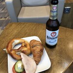 Primeclass Lounge - ピルスナー＆一皿め♪