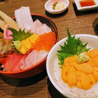 函館うに むらかみ 日本生命札幌ビル店 - おまかせ海鮮丼＆無添加生うに丼（Sサイズ）
