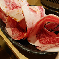 個室 炭火焼肉 有田牛 本店 - 