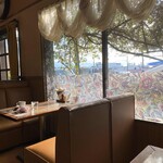 スズラン - 店内