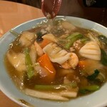 南海飯店 - 同行者の中華丼