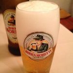 カーサ カルマ - イタリアのビール、モレッティ。