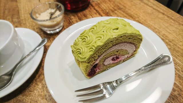 はらロール Cafe 立川店 ハラロールプラスカフェ 立川 カフェ 食べログ