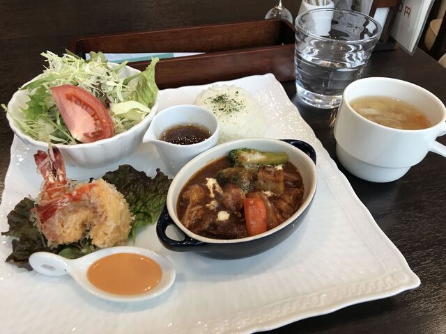 Cafe プロムナード 石巻駅前のおしゃれなカフェ
